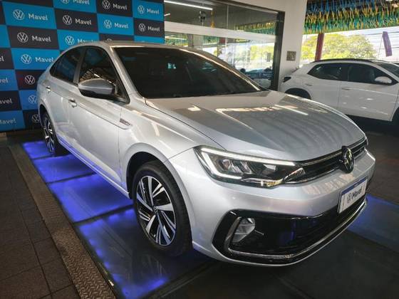 VOLKSWAGEN VIRTUS 1.0 200 TSI HIGHLINE AUTOMÁTICO